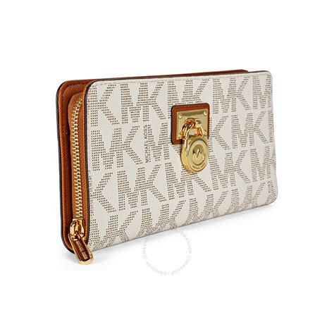 michael kors hamilton quilted wallet vanilla|Michael Kors Hamilton wallet luggage.